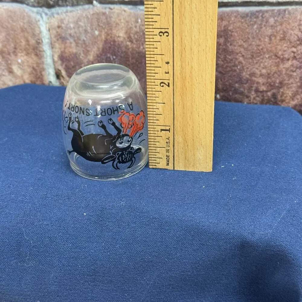 Vintage Novelty Shot Glass A Short Snort Mad Bull Design Barrel Round Shape‎